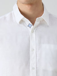 Men's White Solid Slim Fit Shirts