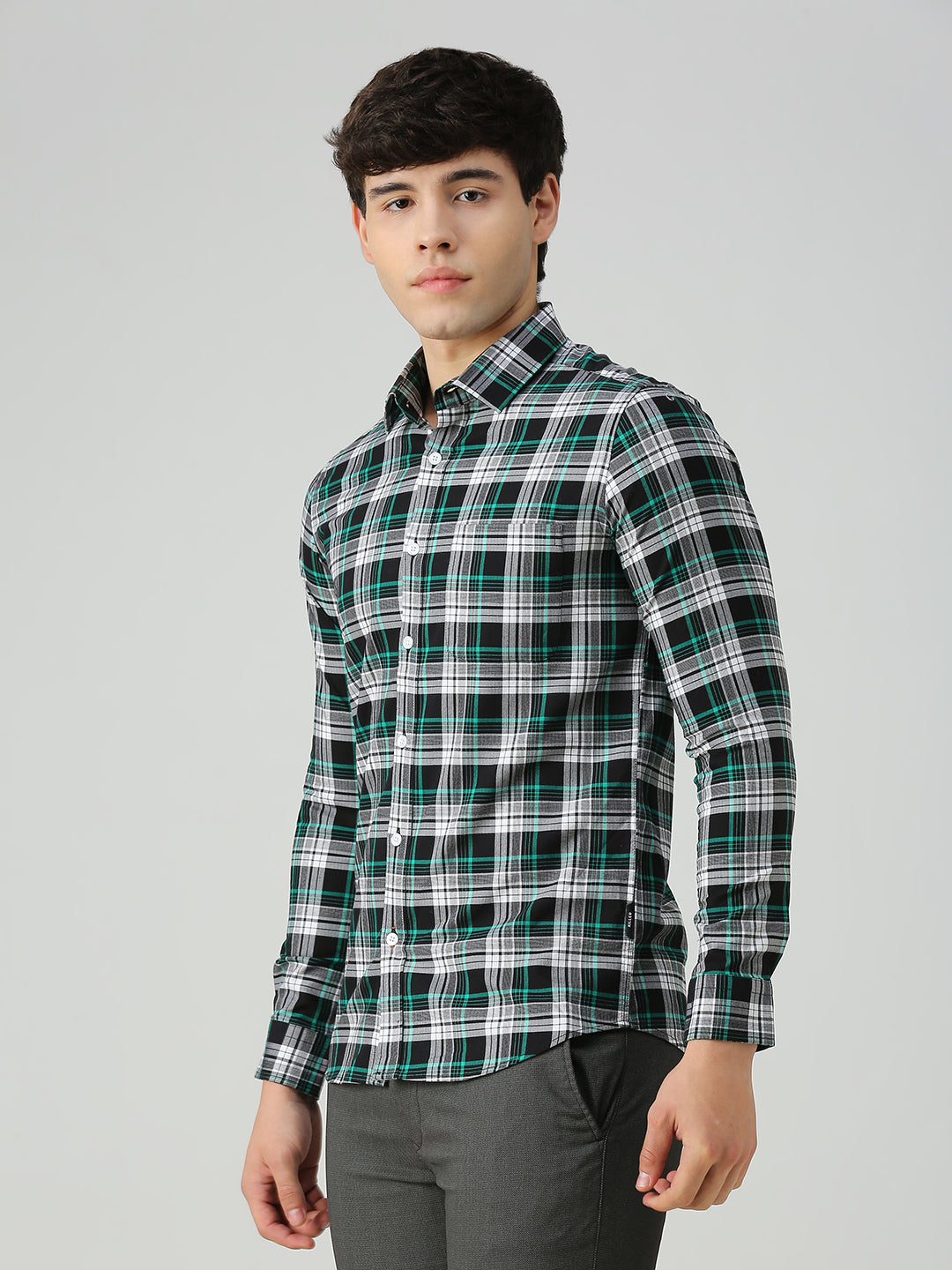 Men's Black Checks Slim Fit Shirts