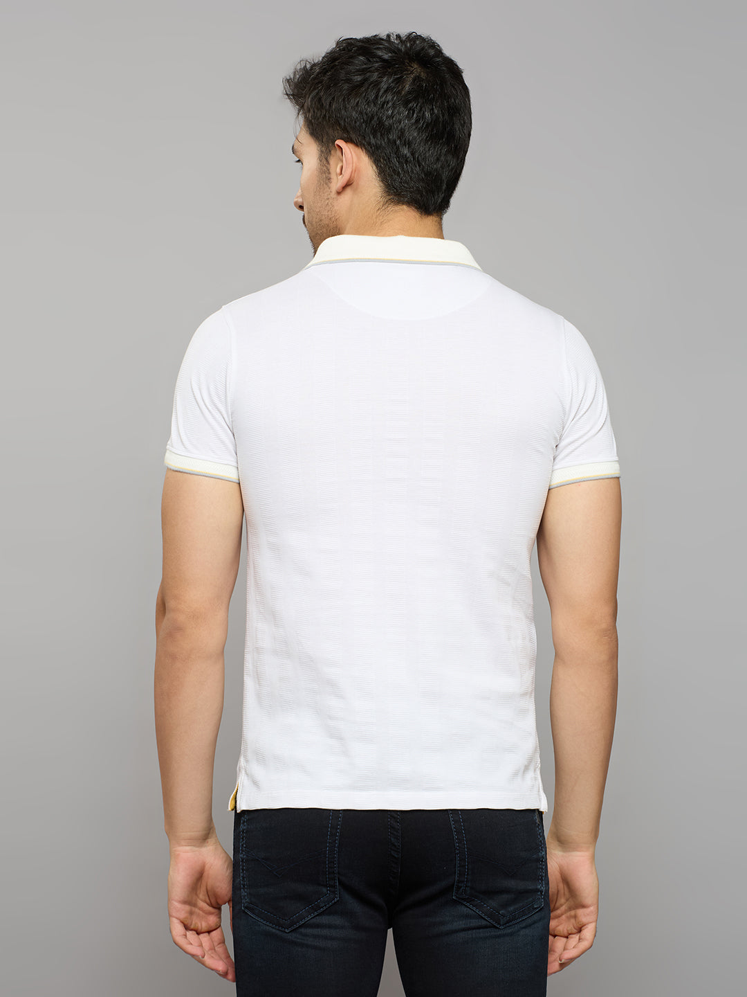 Men's White Printed Slim Fit T-Shirts