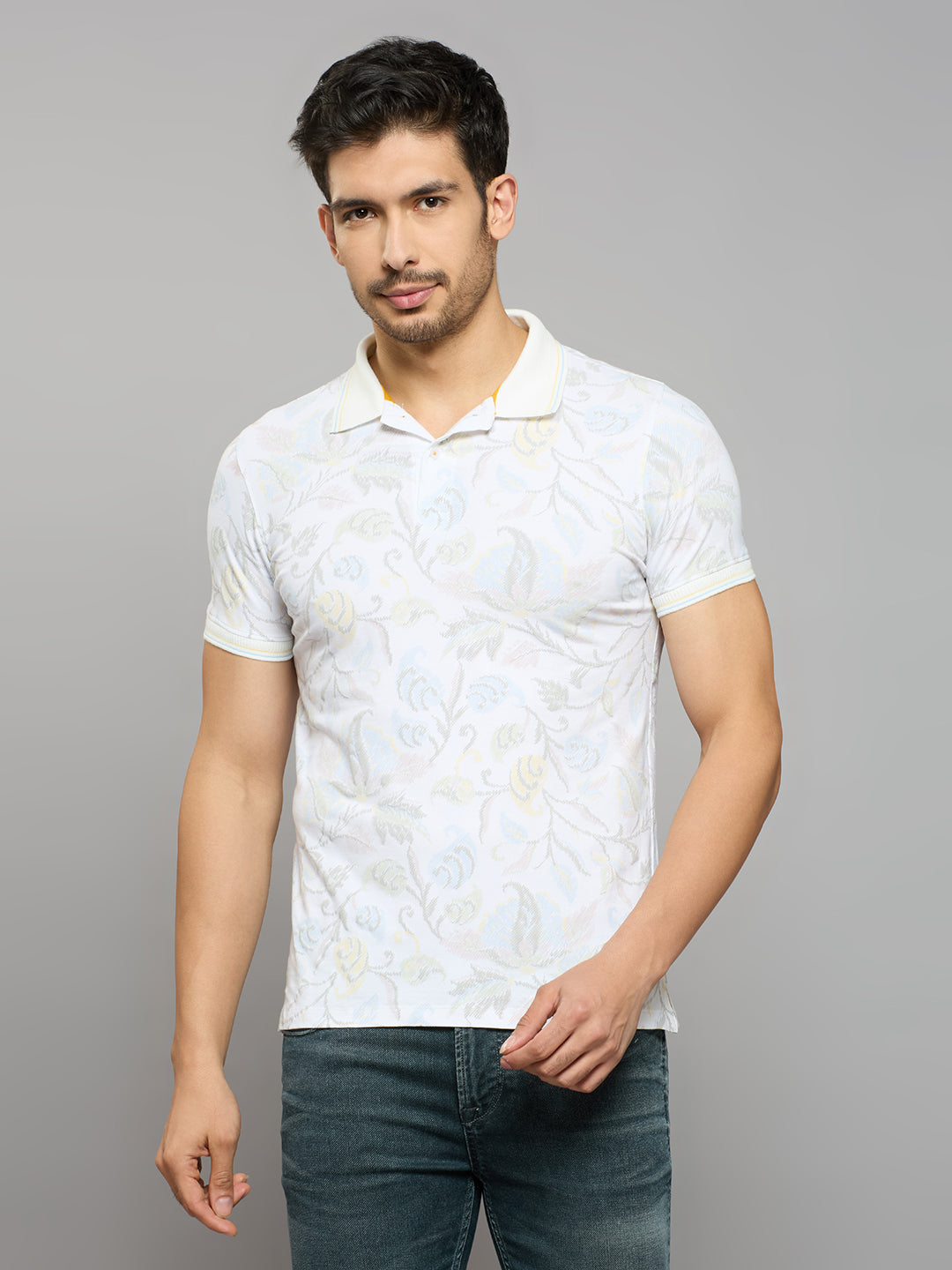 Men's White Printed Slim Fit T-Shirts