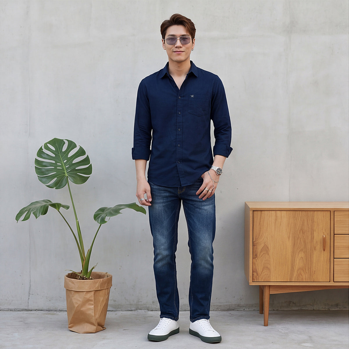 Full Sleeves Slim Fit Navy Doddy Structured Solid Shirt