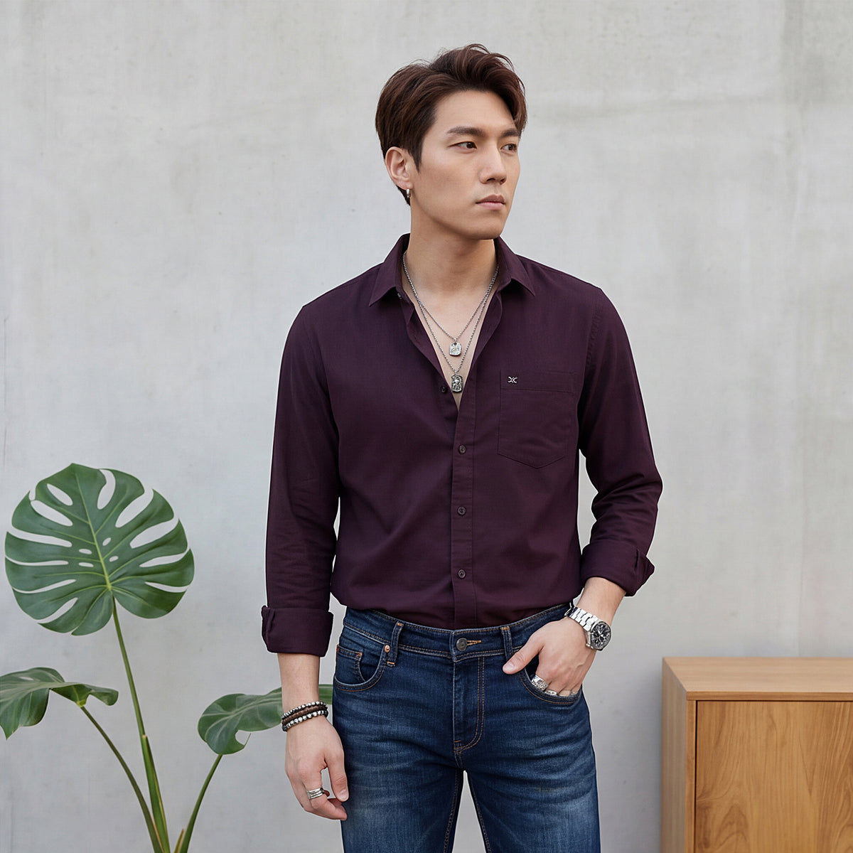 Full Sleeves Slim Fit Wine Doddy Structured Solid Shirt