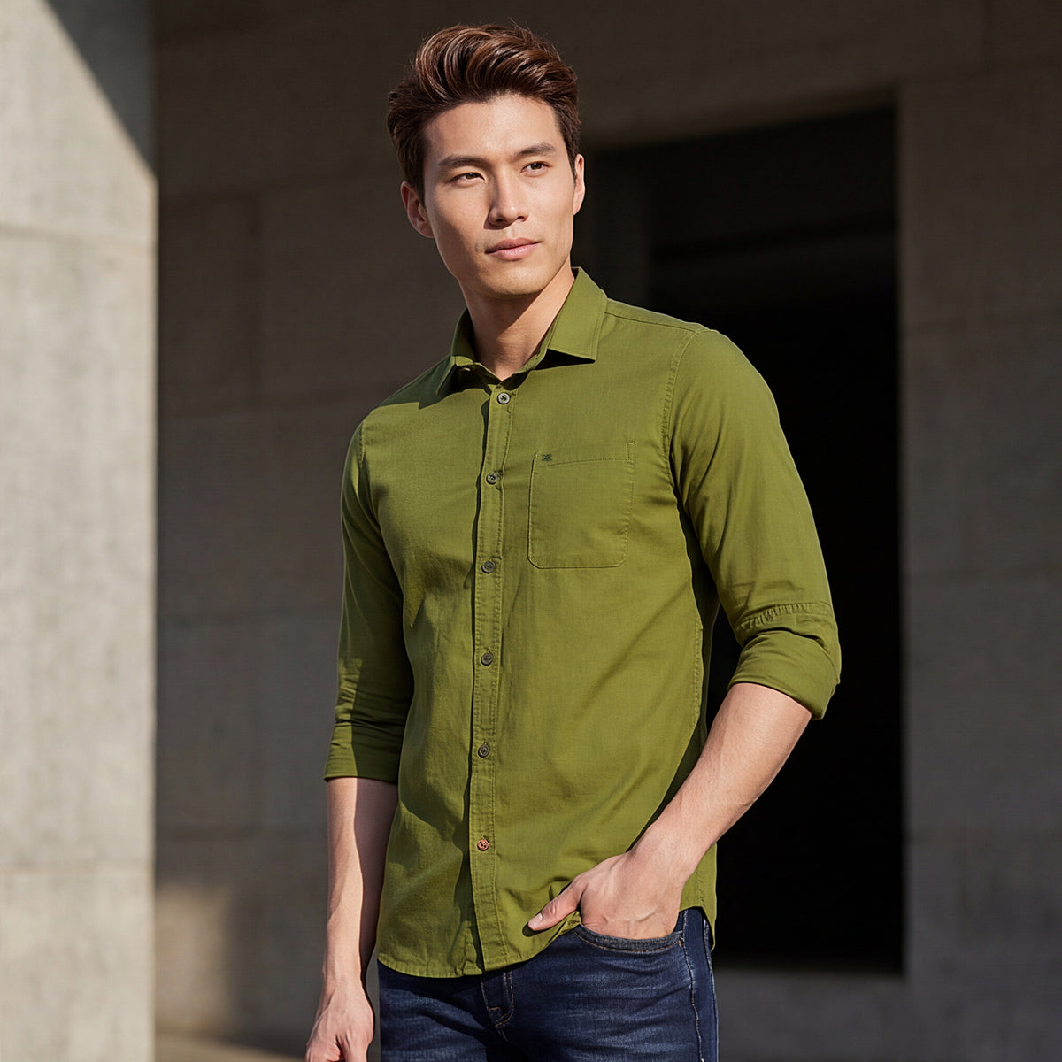 Full sleeves Slim Fit Olive Cambric Solid Shirt