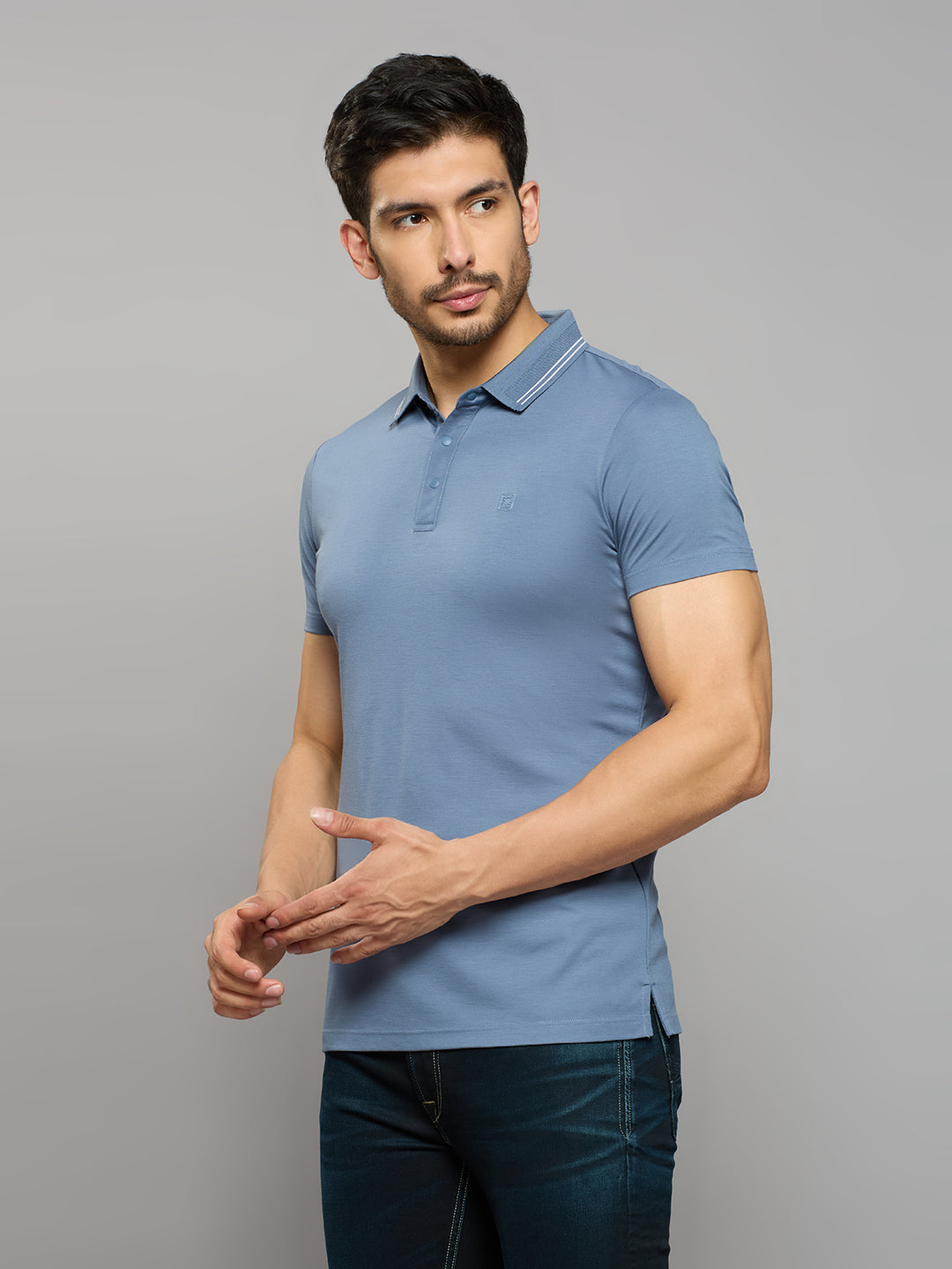 Men's Blue Solid Slim Fit T-Shirts