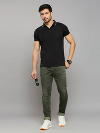 Men's Black Solid Slim Fit T-Shirts