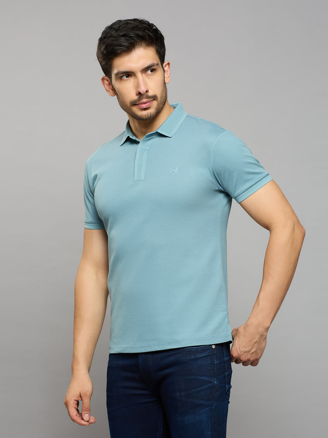 Men's Blue Solid Slim Fit T-Shirts