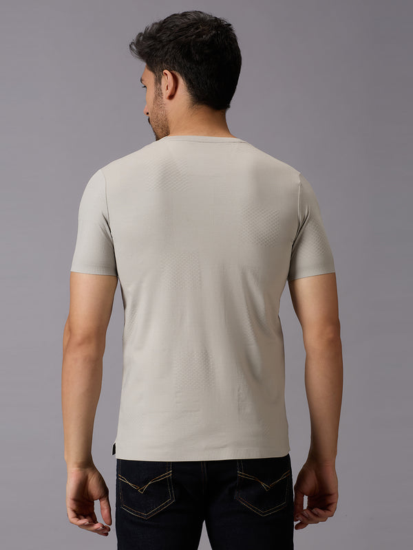 Men's Light Grey Solid Slim Fit T-Shirts