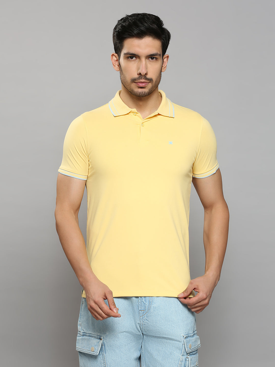 Men's Yellow Solid Slim Fit T-Shirts