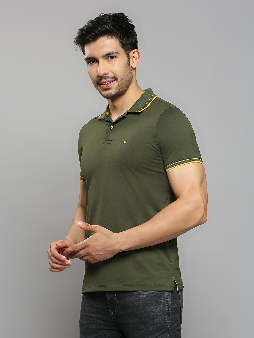 Men's Olive Solid Slim Fit T-Shirts