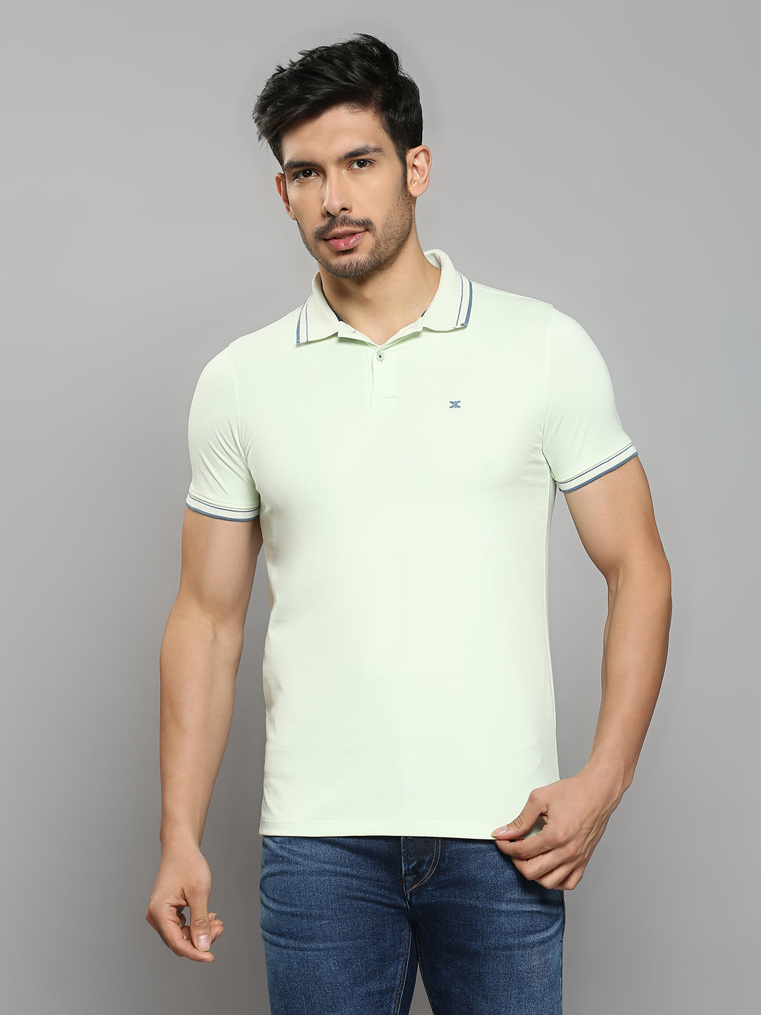 Men's Light Green Solid Slim Fit T-Shirts