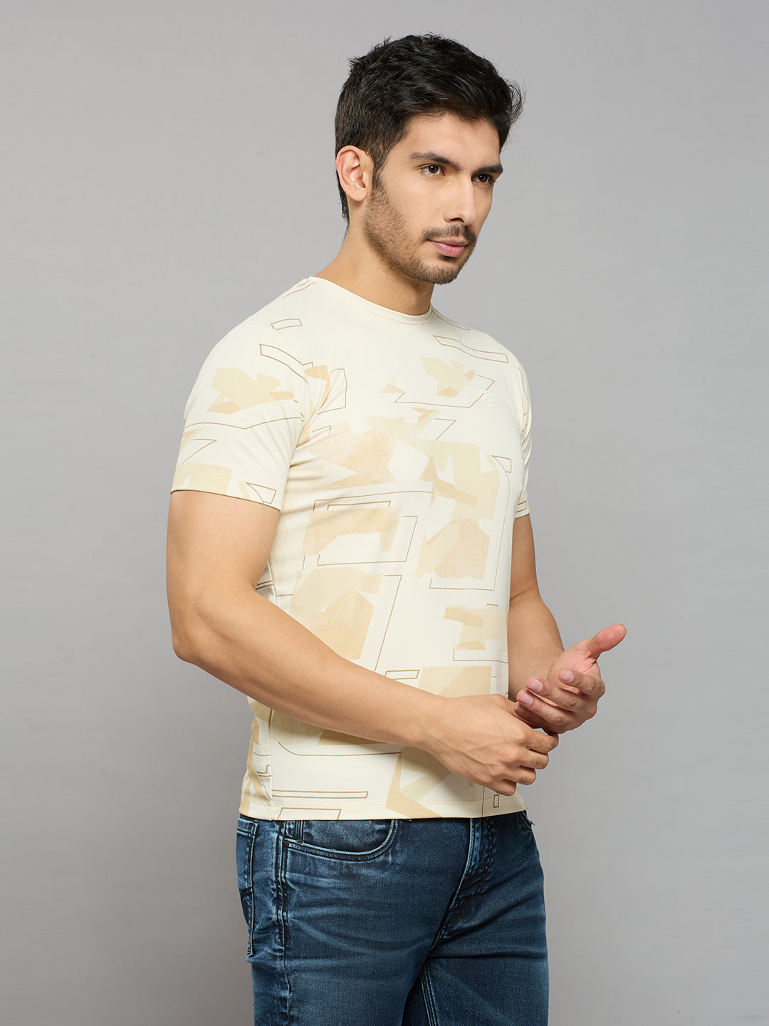 Men's Off White Printed Slim Fit T-Shirts