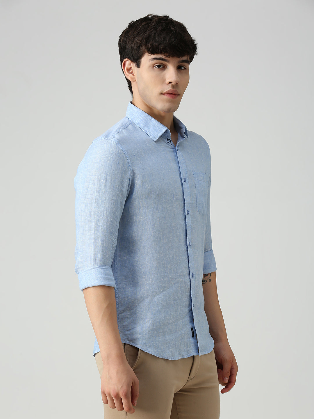 Men's Light Blue Solid Slim Fit Shirts