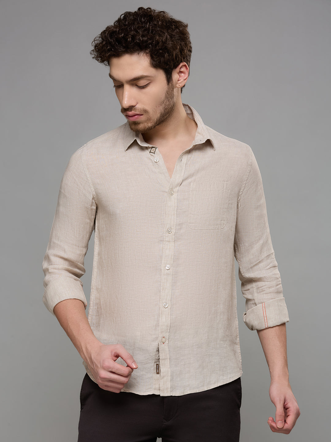 Men's Beige Solid Slim Fit Shirts
