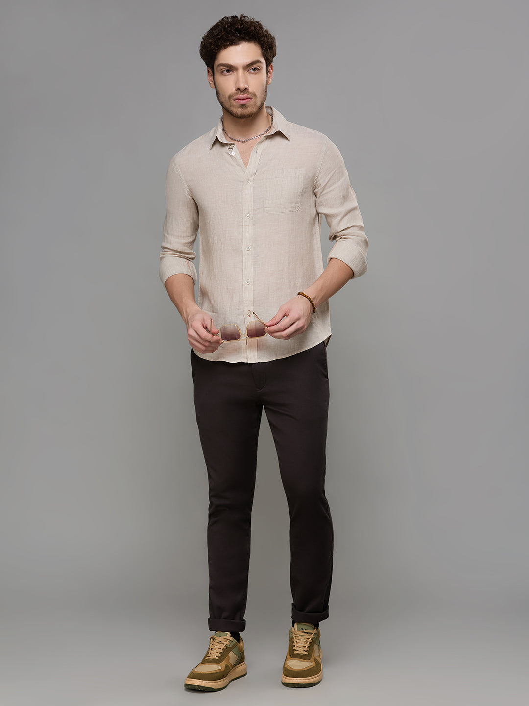 Men's Beige Solid Slim Fit Shirts