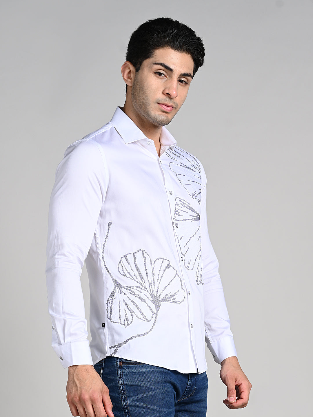 Men's White Solid Slim Fit Shirts
