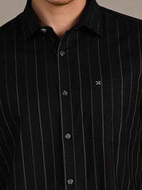 Men's Black Stripe Slim Fit Shirts