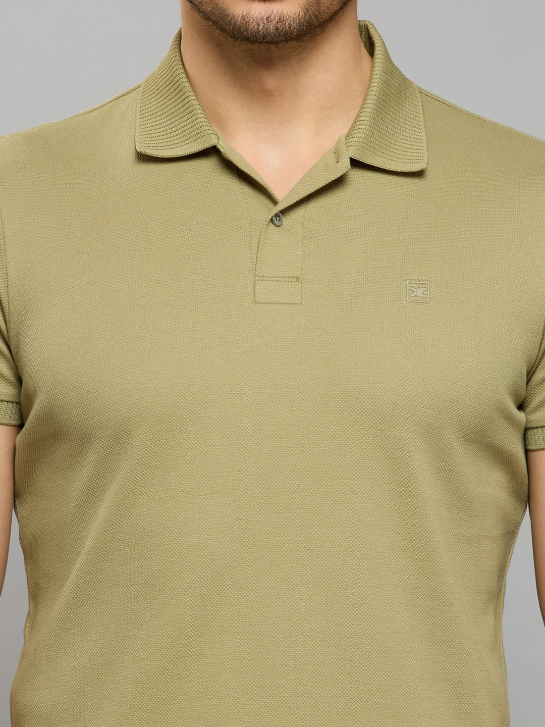Men's Light Olive Solid Slim Fit T-Shirts