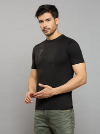 Men's Black Solid Slim Fit T-Shirts