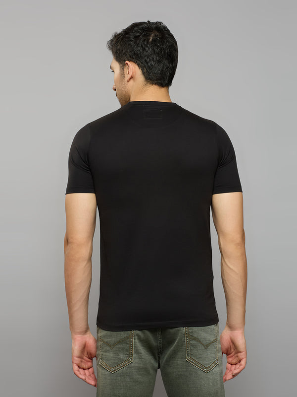 Men's Black Solid Slim Fit T-Shirts