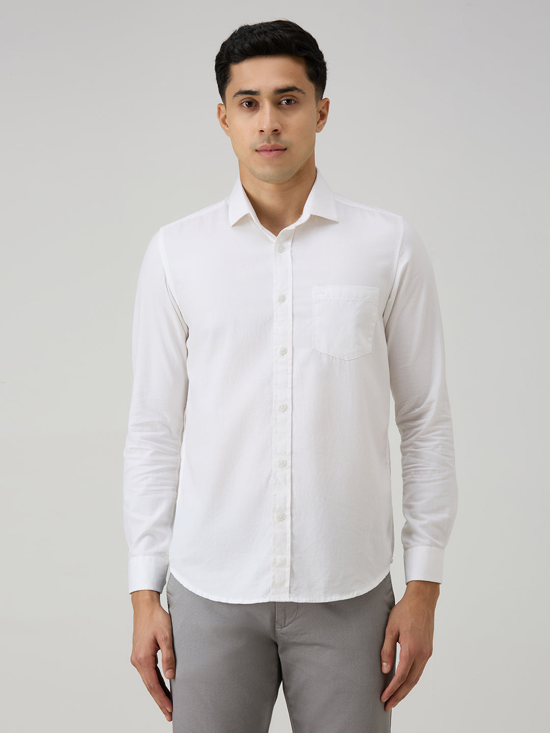 Men's White Solid Slim Fit Shirts