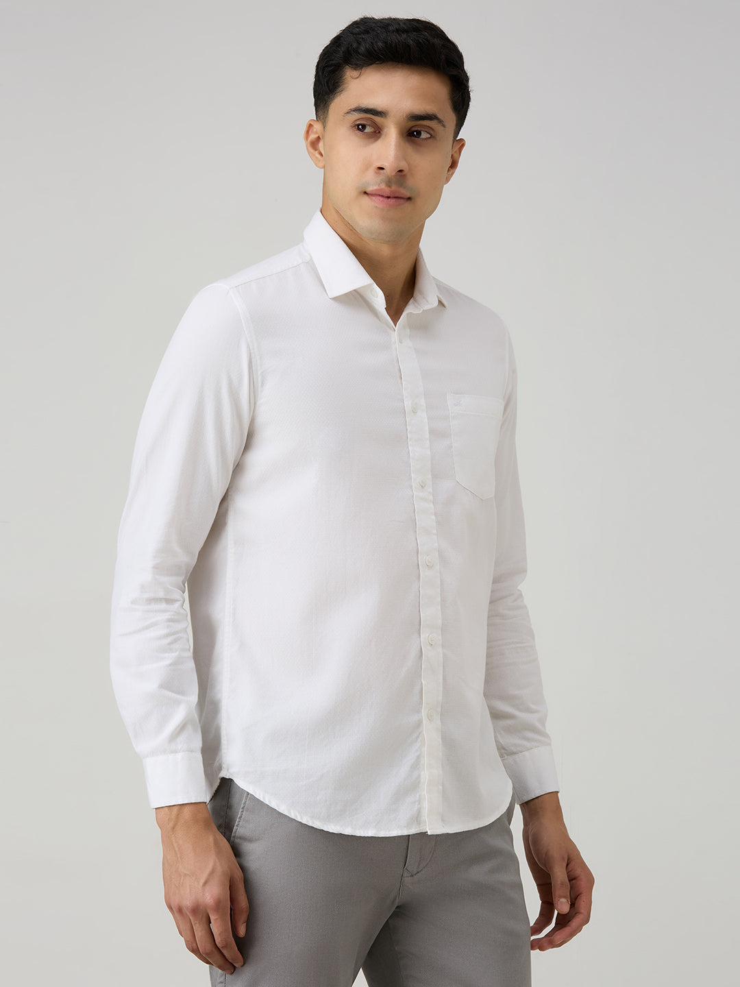 Men's White Solid Slim Fit Shirts