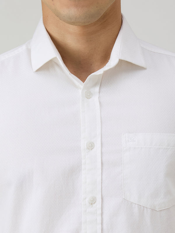Men's White Solid Slim Fit Shirts