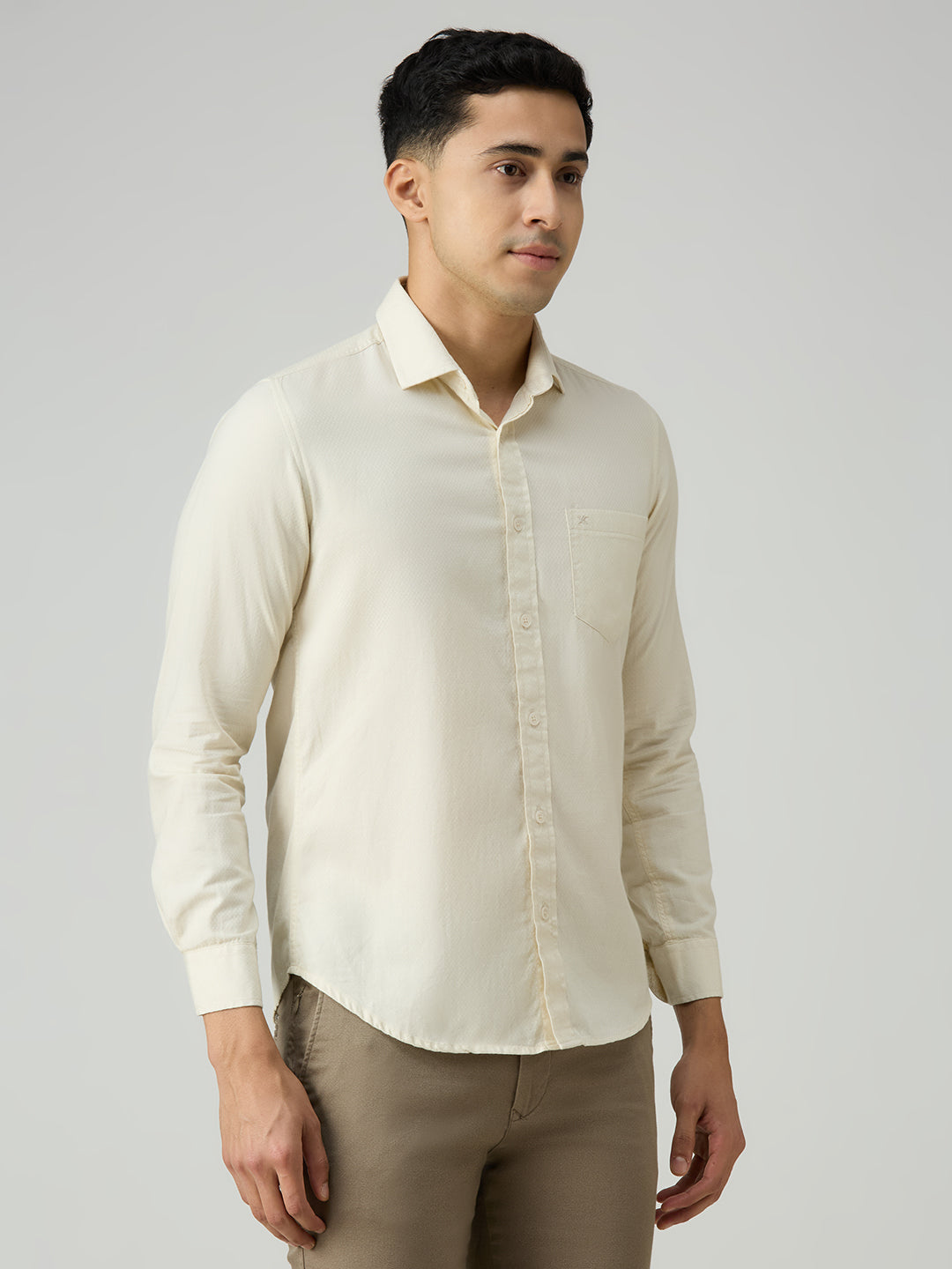 Men's Cream Solid Slim Fit Shirts