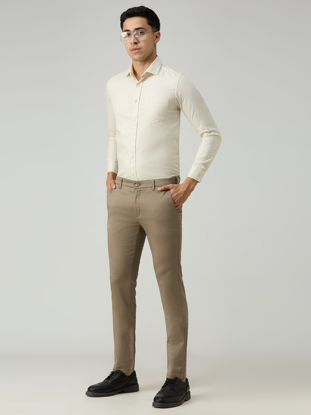 Men's Cream Solid Slim Fit Shirts