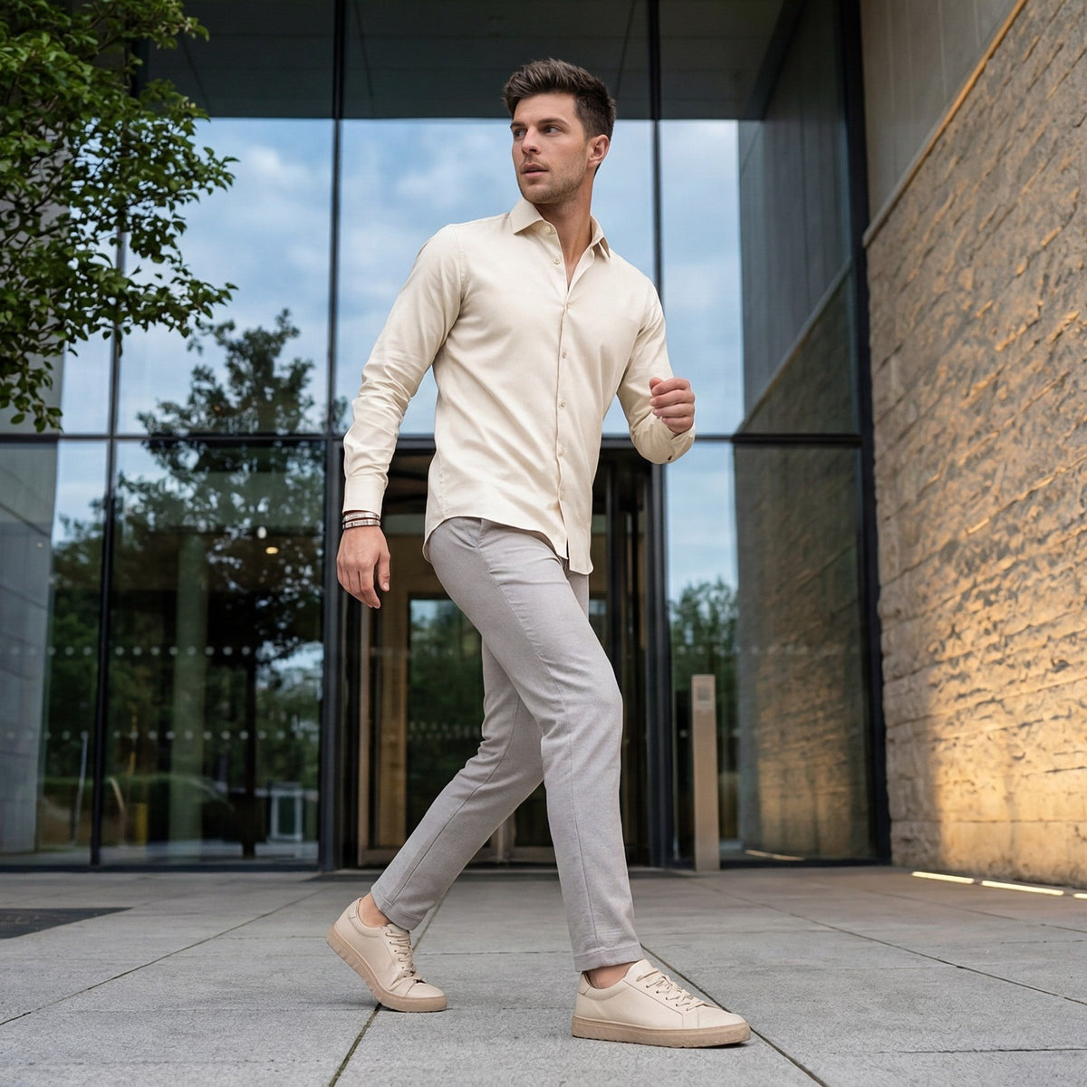 Men's Cream Solid Slim Fit Shirts