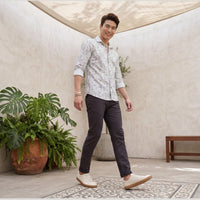 Men's White Printed Slim Fit Shirts