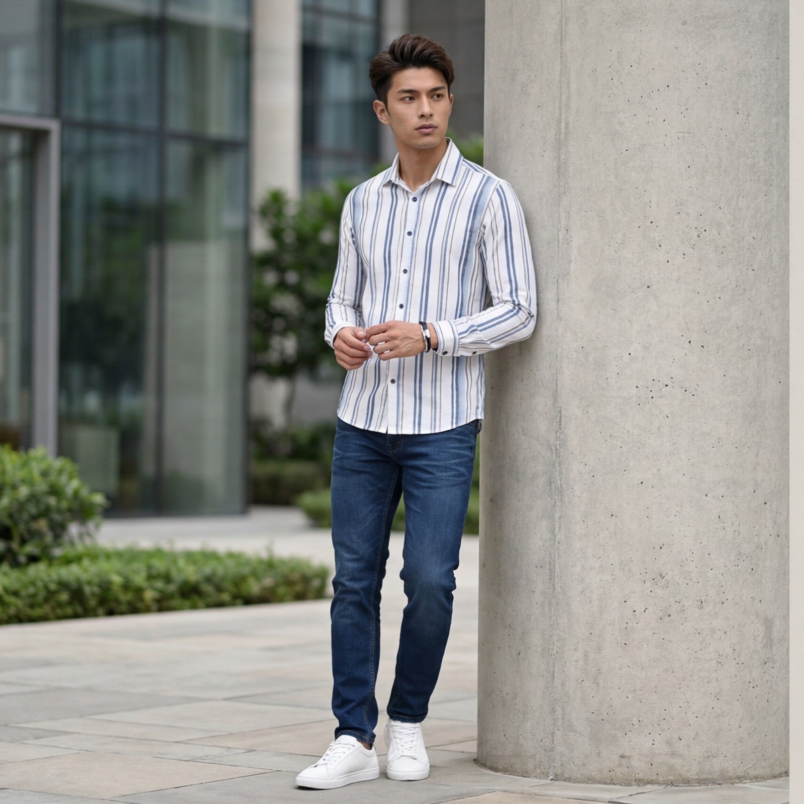 Men's White Printed Slim Fit Shirts