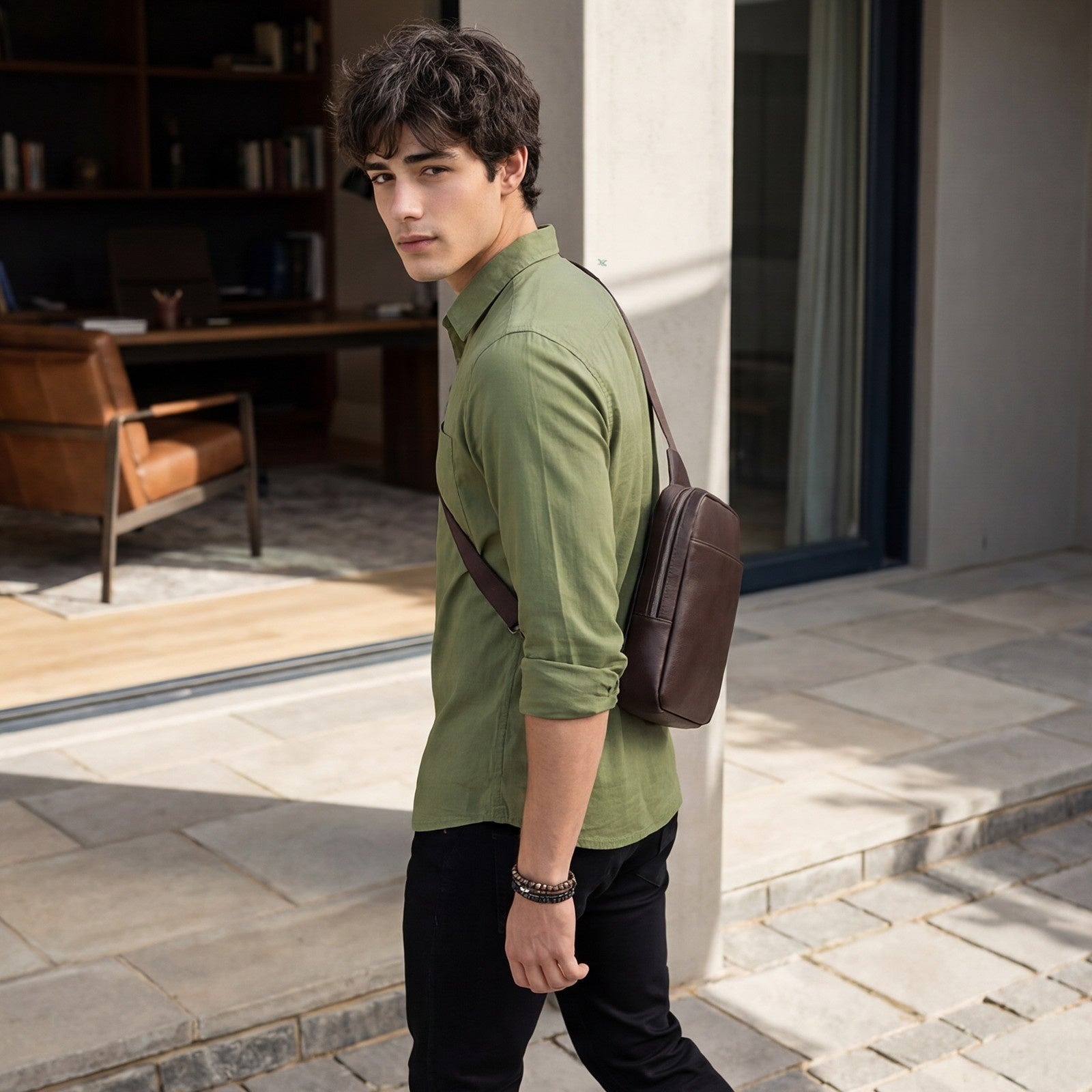 Men's Green Solid Slim Fit Shirts
