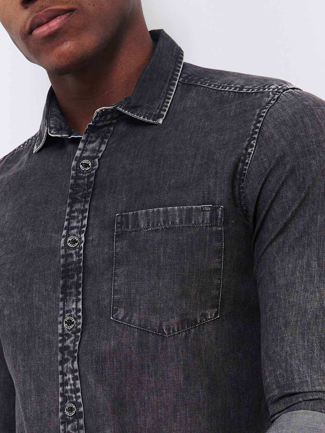 Full sleeves Slim Fit Mid Black Wash Indigo Solid Shirt