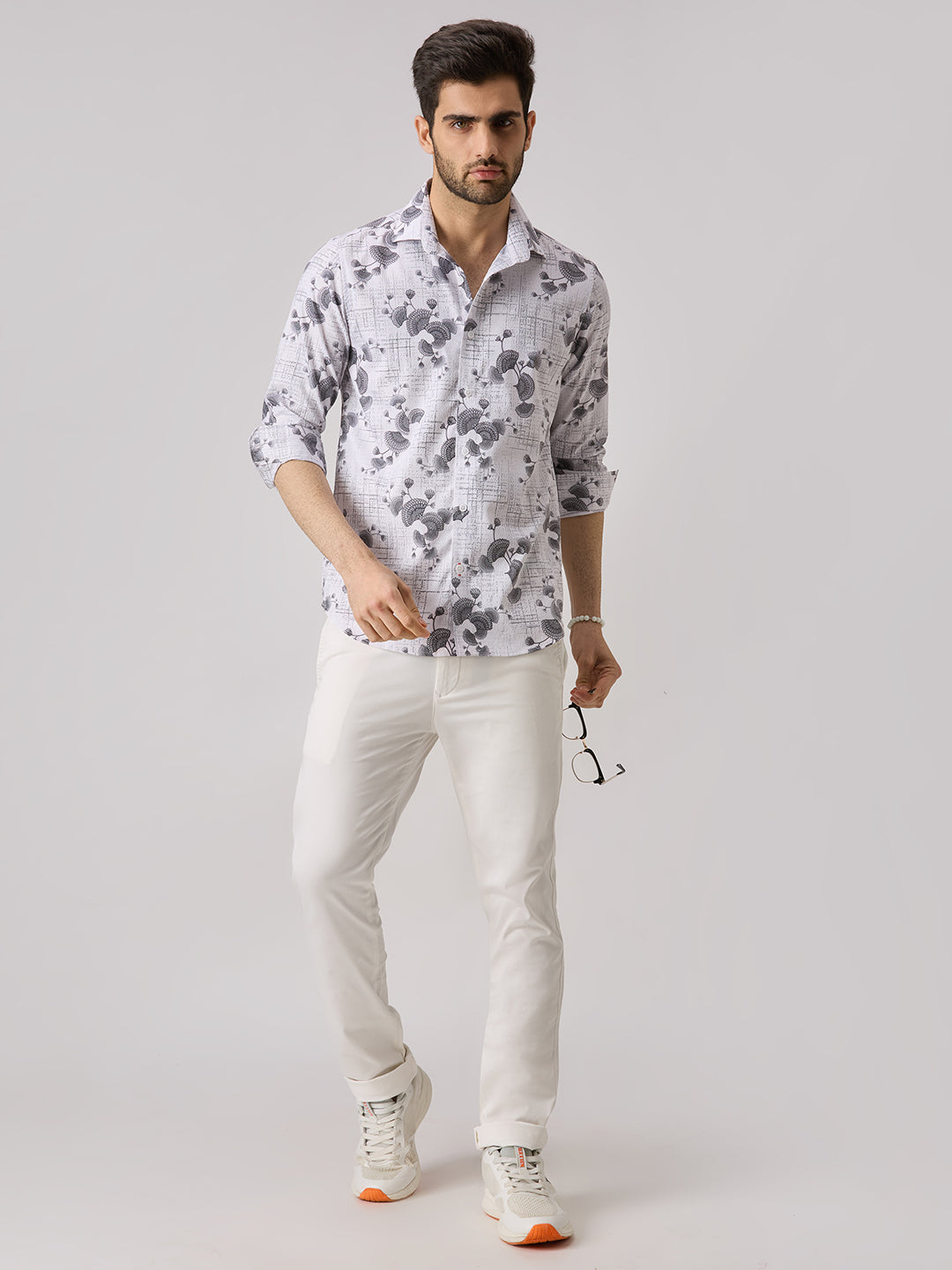 Men's White Printed Slim Fit Shirts