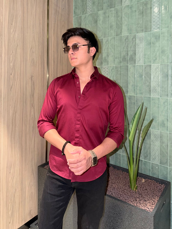 SLIM FIT SOLID MAROON SHIRT