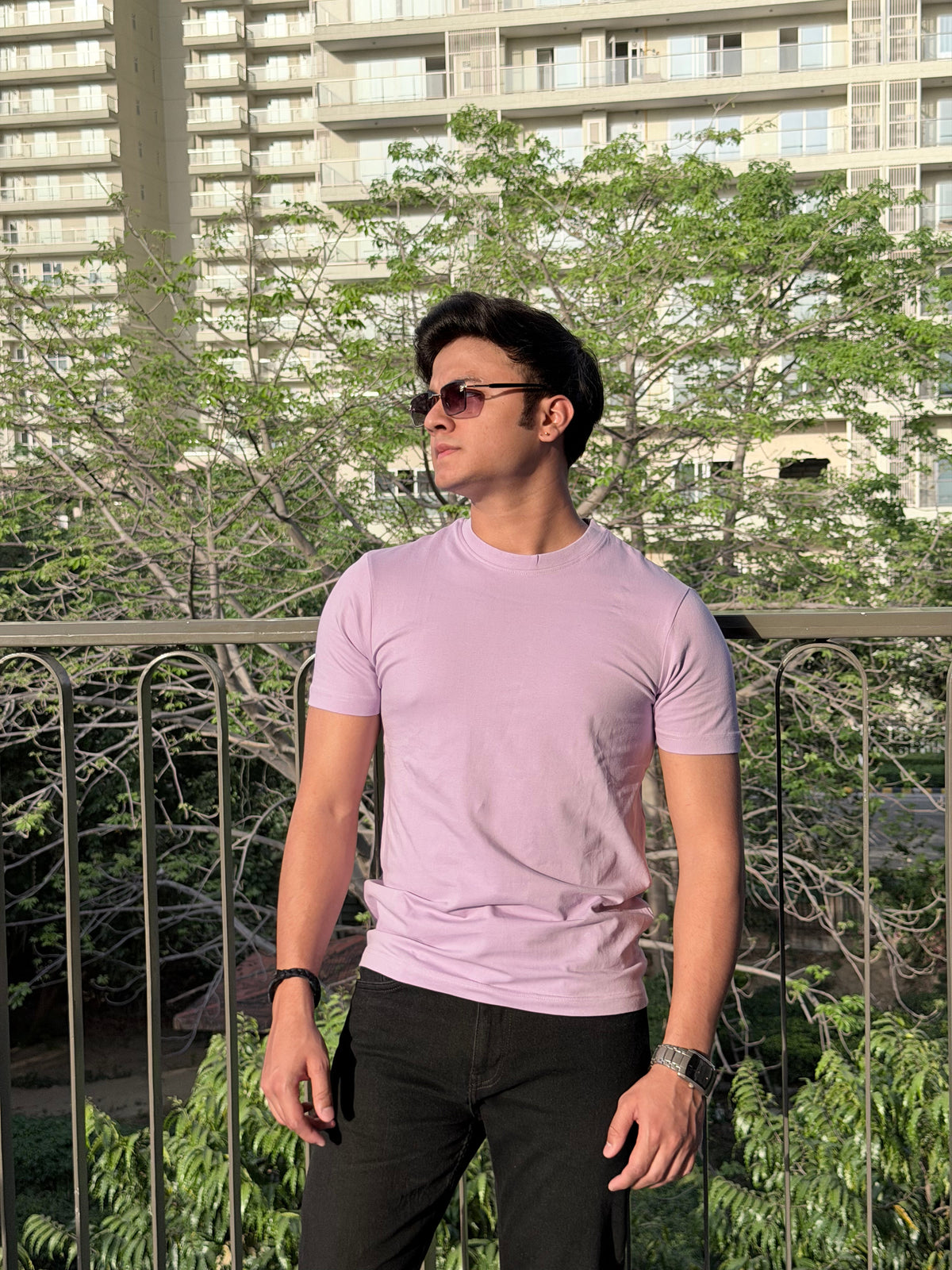 MEN'S REGULAR FIT ROUND NECK T-SHIRT- PURPLE
