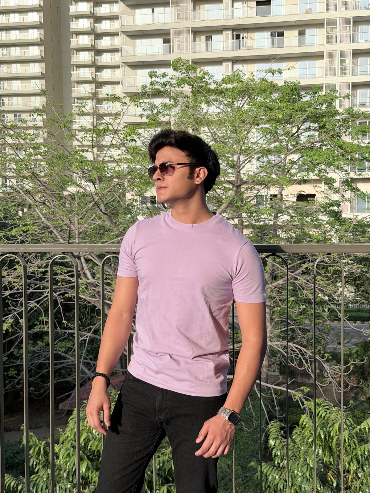 MEN'S REGULAR FIT ROUND NECK T-SHIRT- PURPLE