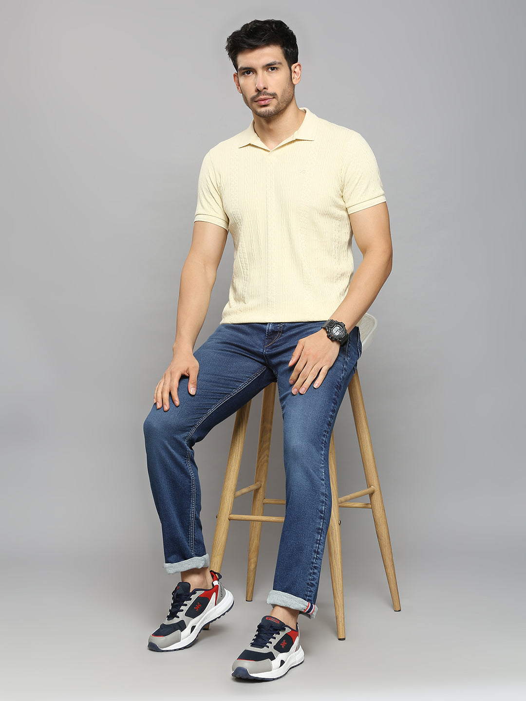 Men's Off White Solid Slim Fit T-Shirts