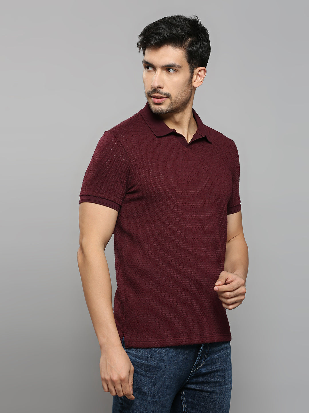 Men's Maroon Solid Slim Fit T-Shirts