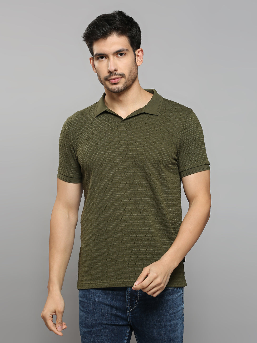 Men's Olive Solid Slim Fit T-Shirts